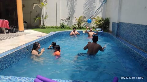 Casa familiar con piscina