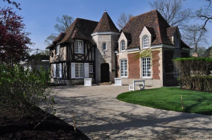 Le Petite Chateau Houses For Rent In Highland Park Illinois United States Le Petite Chateau Houses For Rent In Highland Park Illinois United States