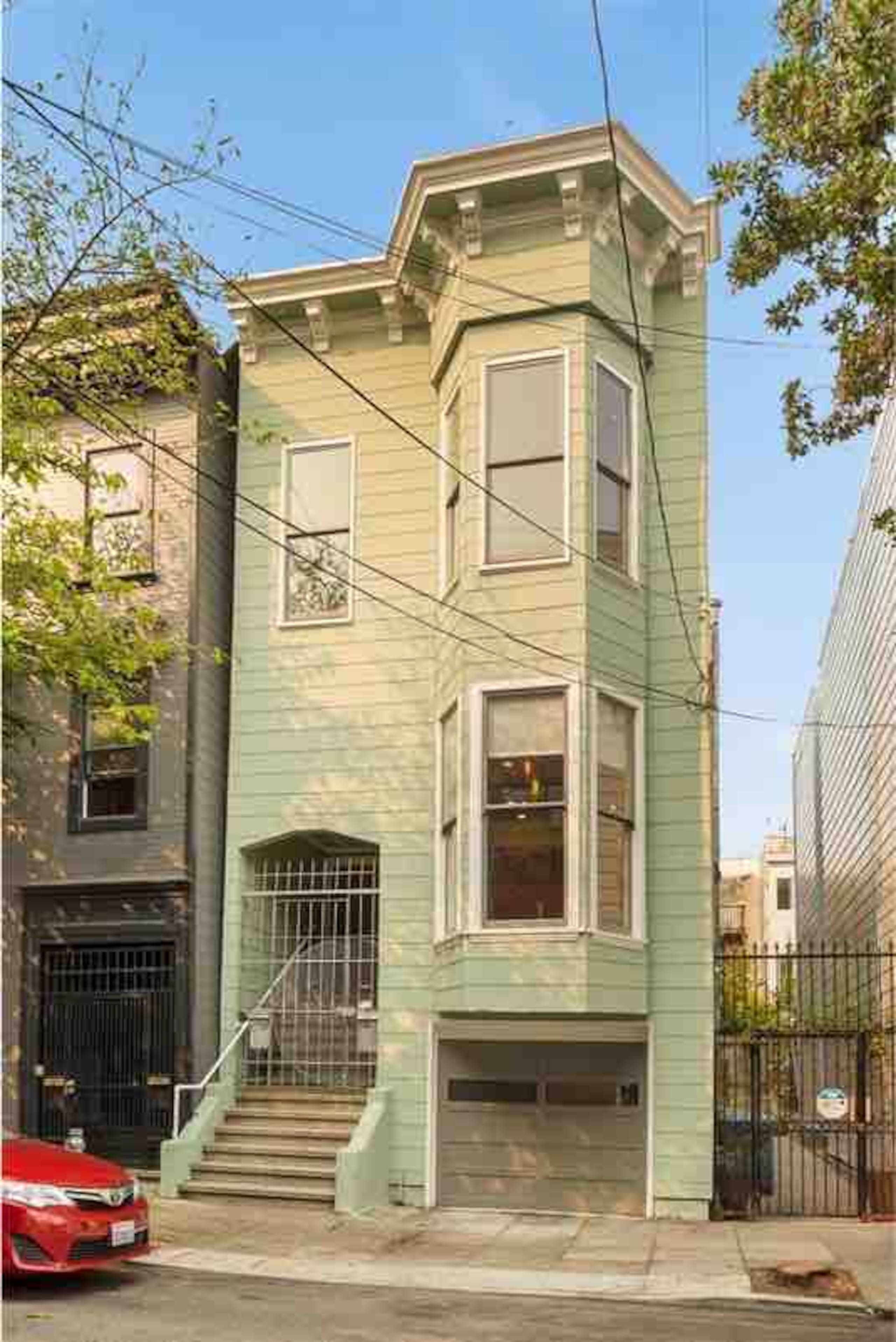 Condo in San Francisco · ★4.97 · 2 bedrooms · 3 beds · 2 baths - Image 22
