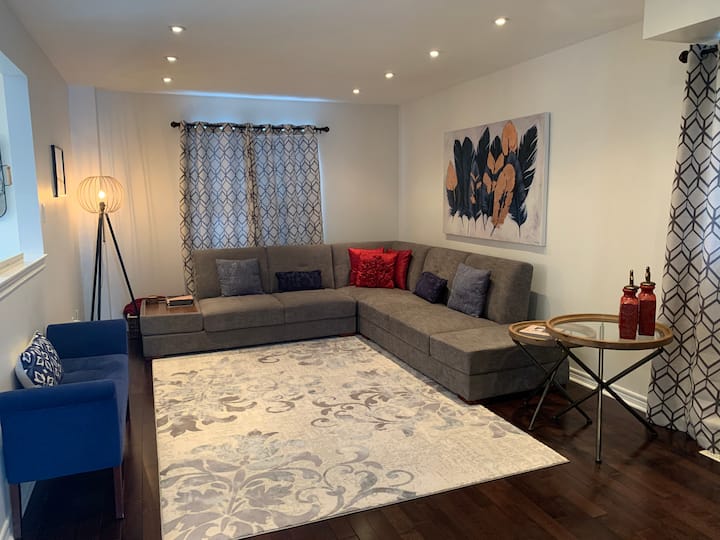 Excellent reviews for this cozy home!