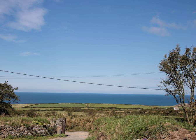 Airbnb Square And Compass Vacation Rentals Places To Stay