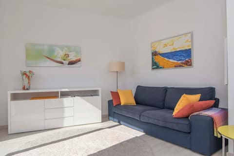 Top Airbnb: Gaudi Penthouse: sun terrace, central, near beach in Sitges