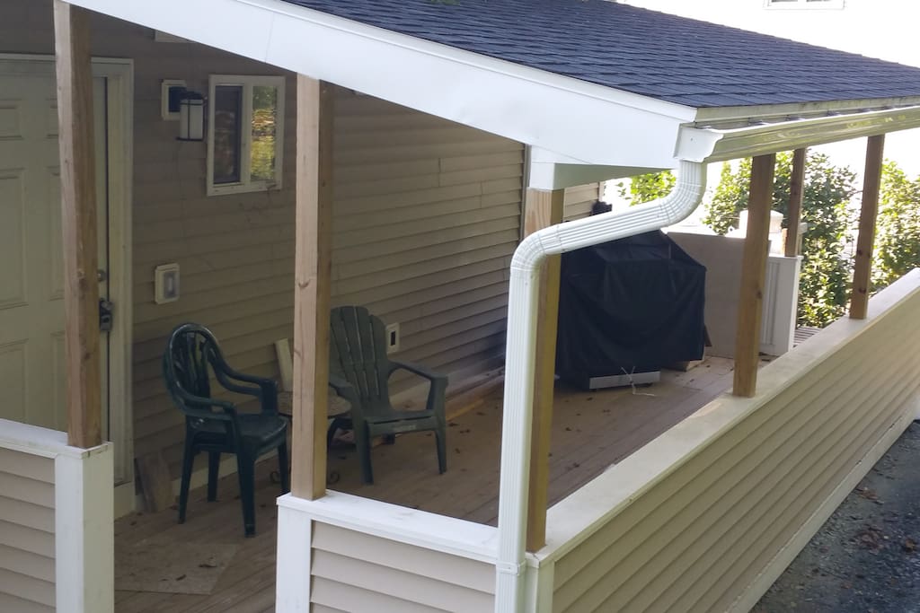 Rear covered porch