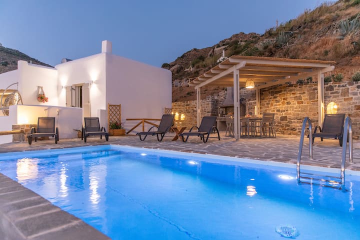 Pleiades Villas Naxos Kelaino, Private Pool & BBQ