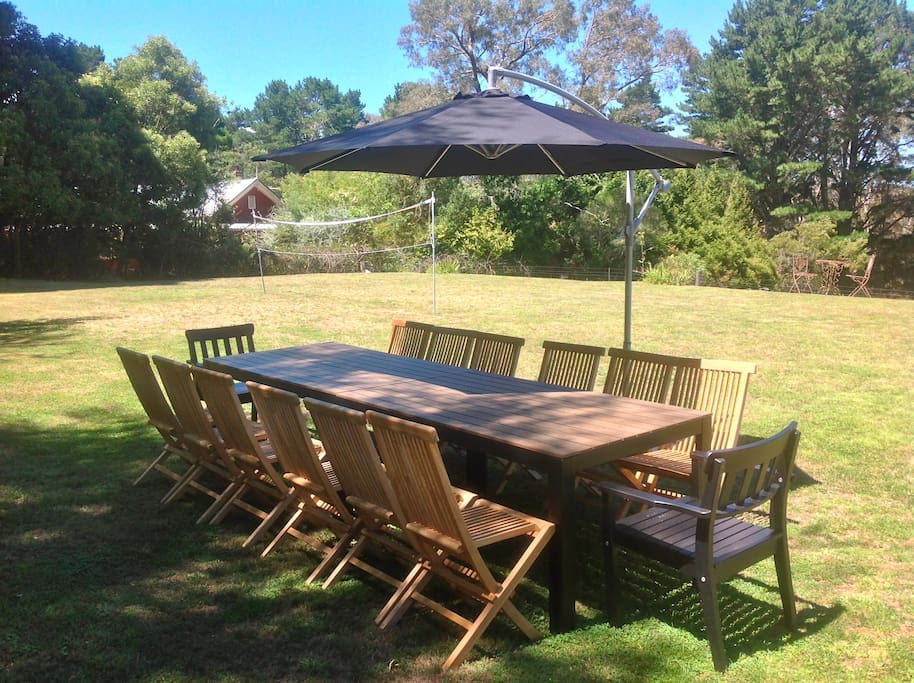 Garden with large tables/chairs