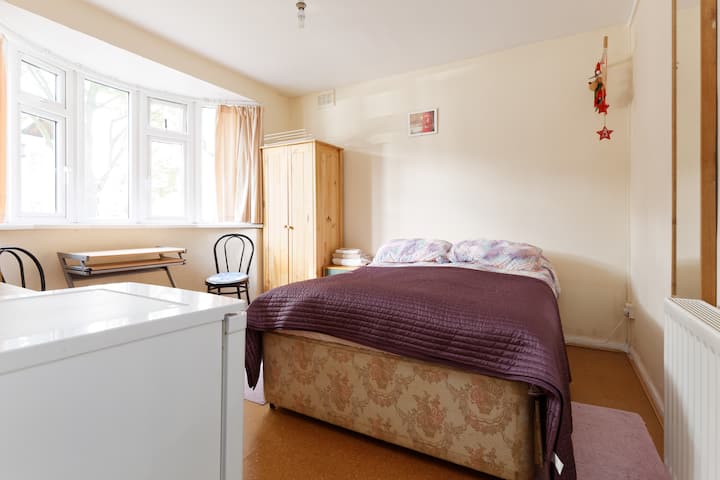 Double Room / Zone 2 / For Business Or Private - Londres