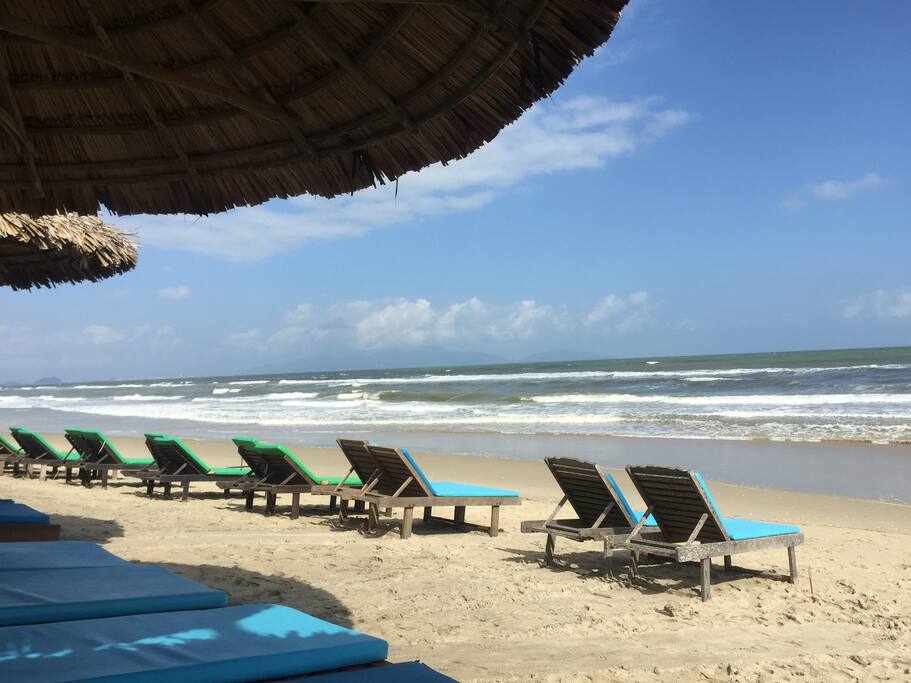 5 minutes walk to the beach