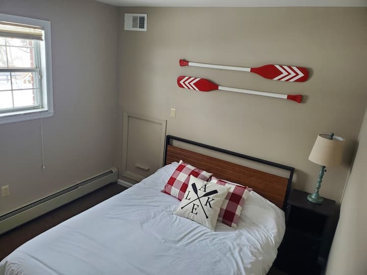 ห้องนอน #2 เตียงควีนไซส์