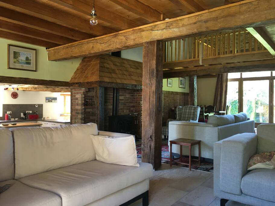 Living room, looking back to front