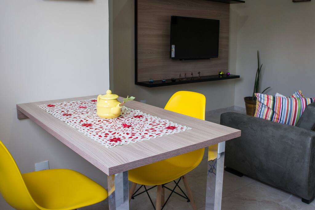 open kitchen / living room