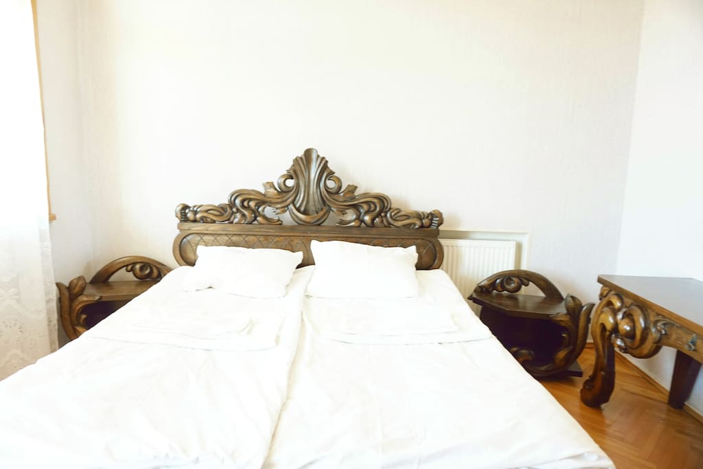 Room 4
