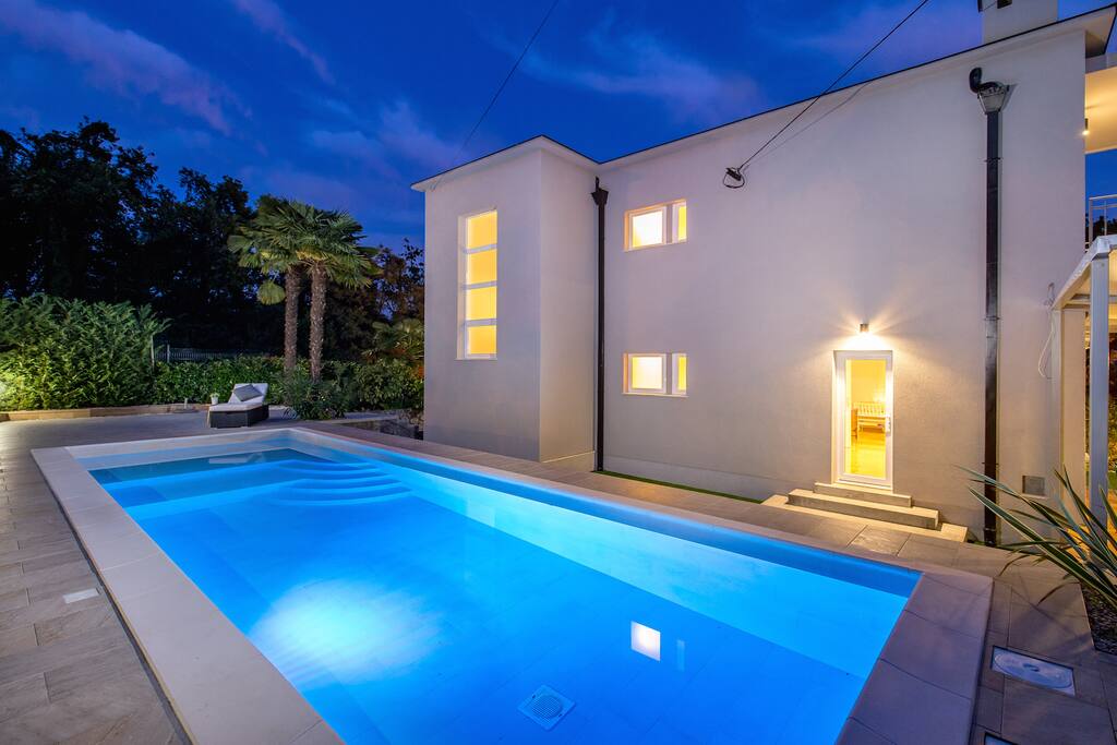 Large heated pool