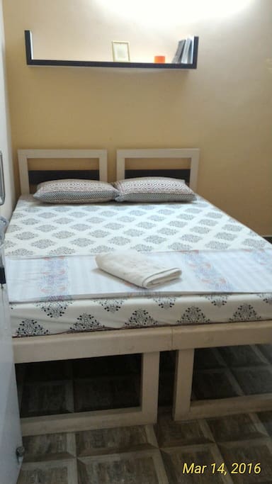 Double bed with a cool comfortable mattress.