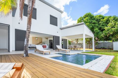 Villa Quartz
