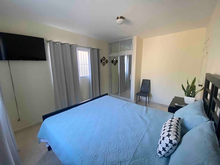 Comfortable apartment 12 minutes from the beach. Vacation homes for