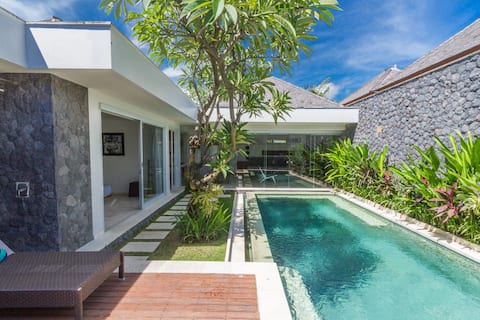 PROMO!!! Outstanding 2 bdr villa - GREAT LOCATION!