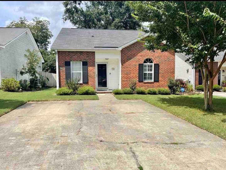 Entire Residential Home With Patio- Masters Rental - Augusta, GA