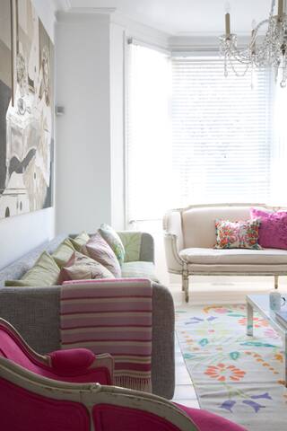 Stylish Family House – Parsons Green Fulham gallery image 2