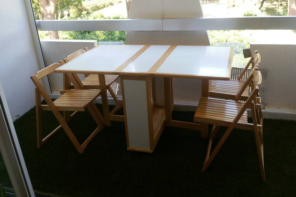 Terrasse avec gazon