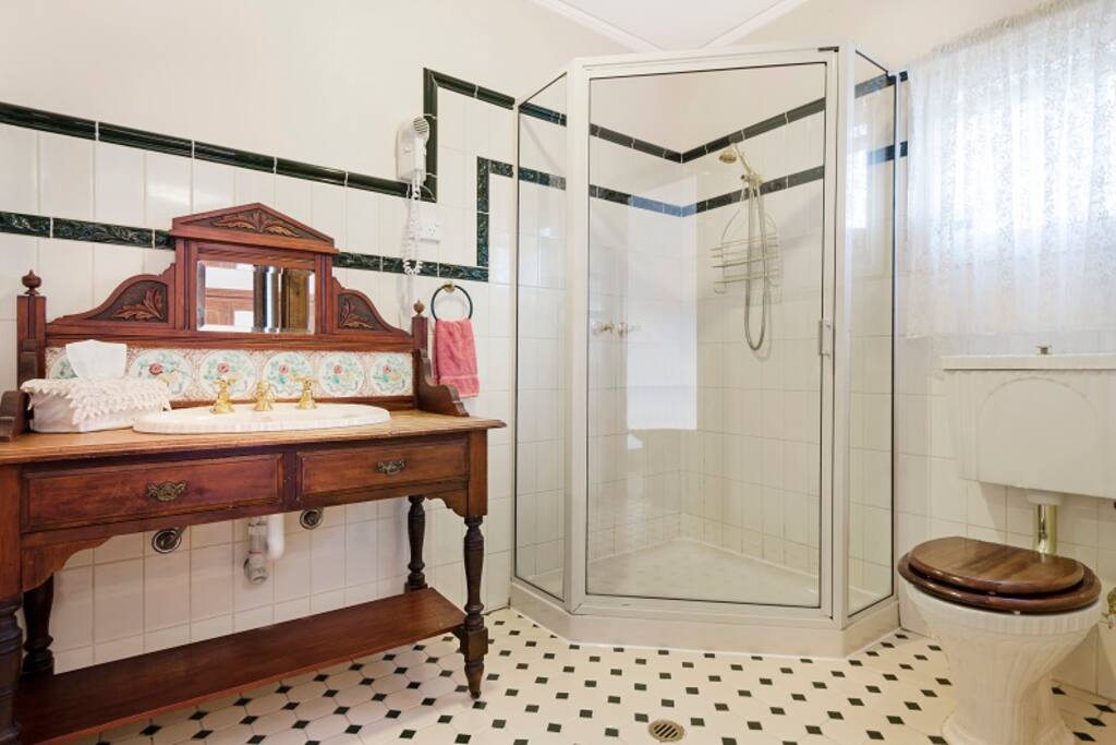 Room One Alice antique stylish bathroom