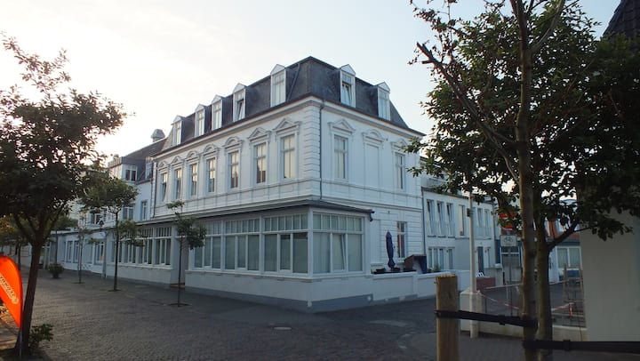 Central apartment in Villa Liewald with terrace