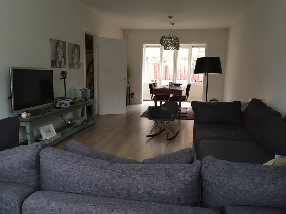 Spacious living room