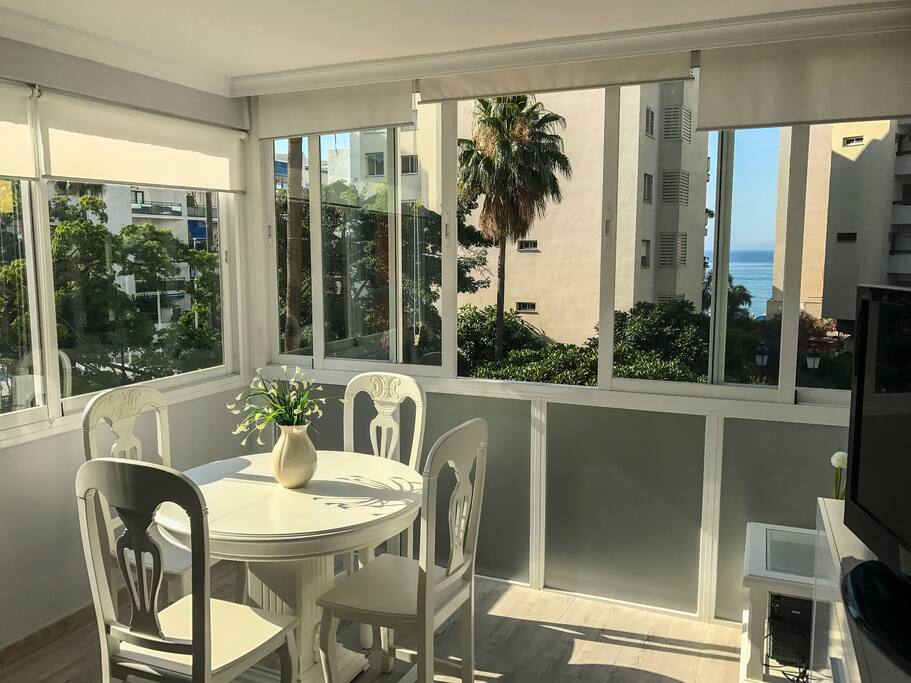 SALÓN COMEDOR (2)