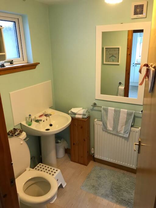 Private Bathroom / Shower room