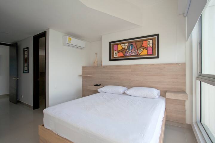 Excellent View From The Great Palmetto Eliptic Apartments For