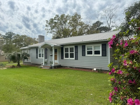 Lagniappe, Get a little extra!