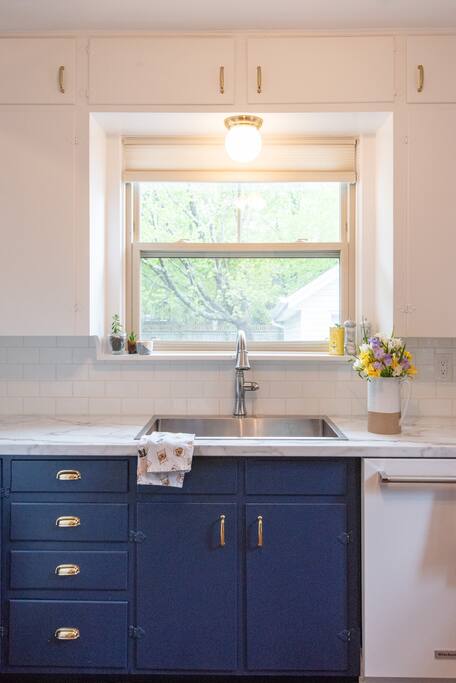 Bright Kitchen