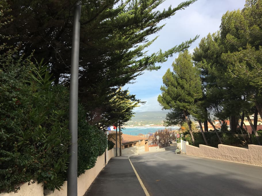 A 300 m de la mer, du port, de la plage, plongée sous marine, pêche, randonnées