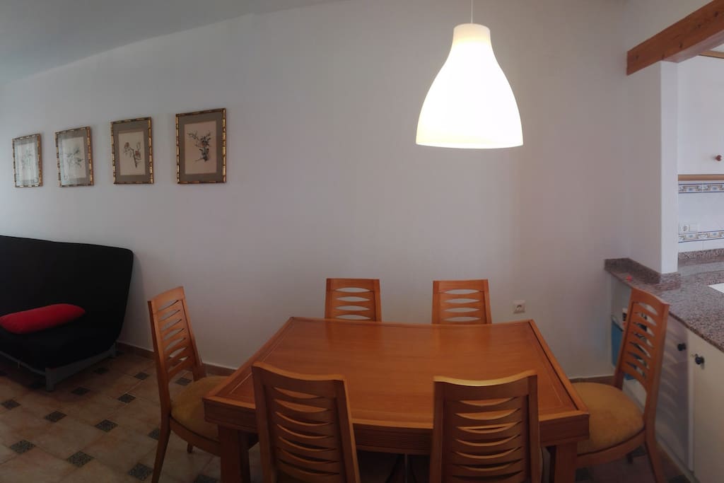 Spacious livingroom