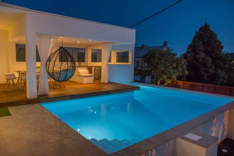House with pool