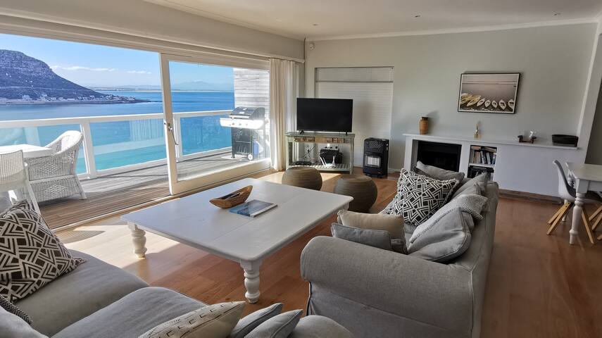 Surfwatch Villa gallery image 5