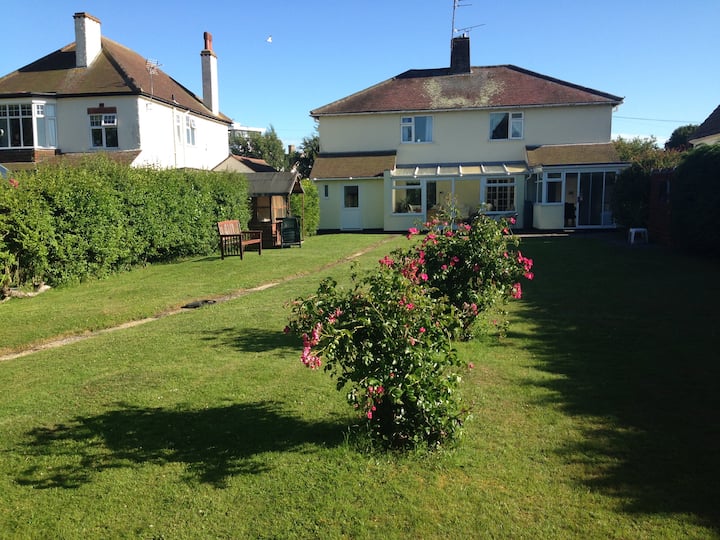 Sunny Cottage