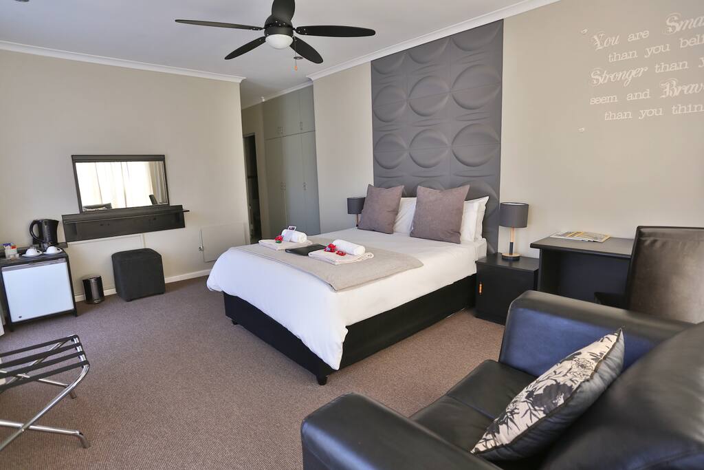 deluxe room 3