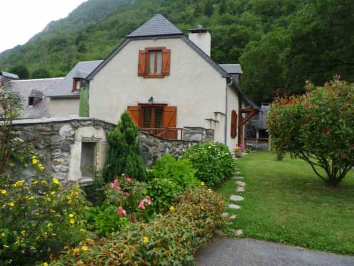 B&B near by Saint-Lary, breakfast included