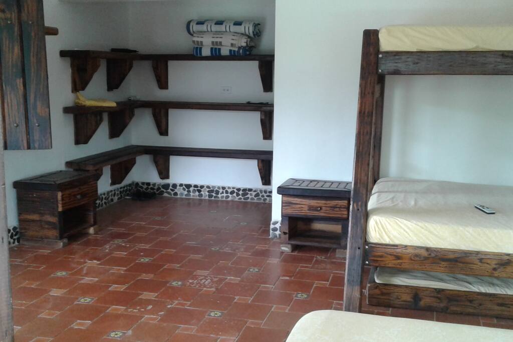 Habitaciones con Baño y Acomodacion Multiple
