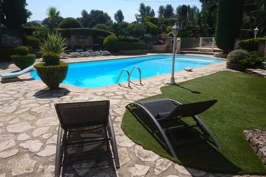 Piscine 11m x 5,5m