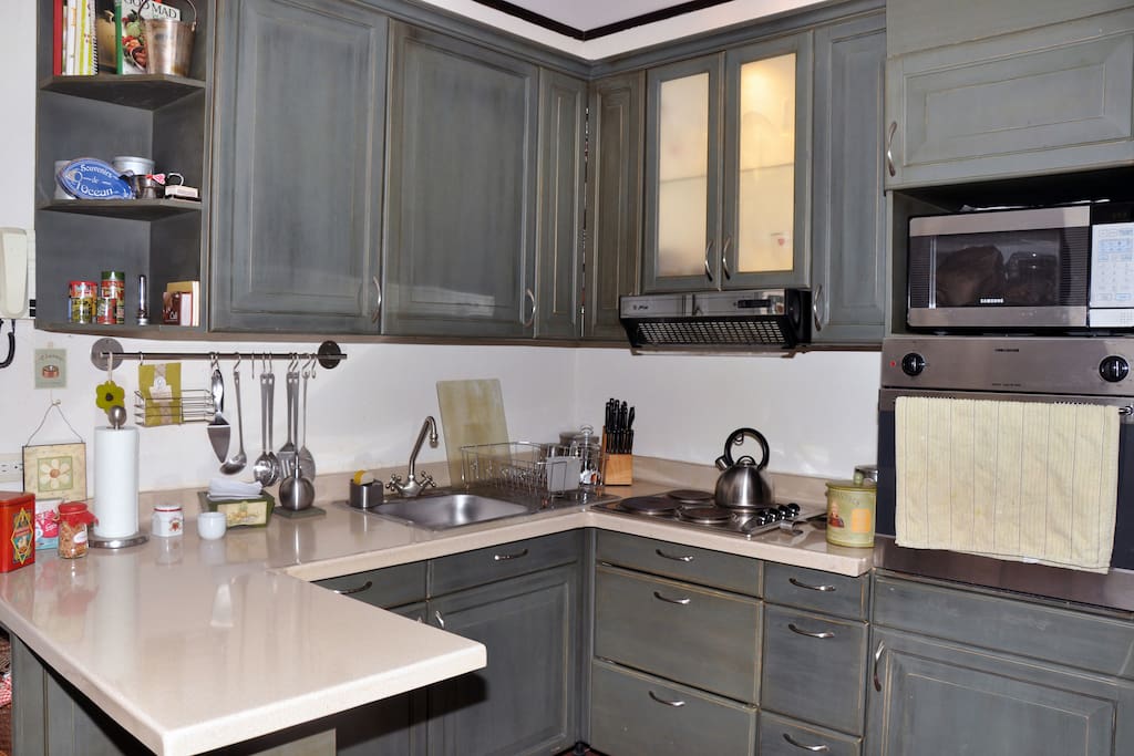 Fully equipped kitchen