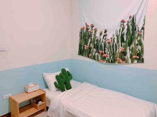 Rear Station 5min/Local life/Free bicycle/Kitchen