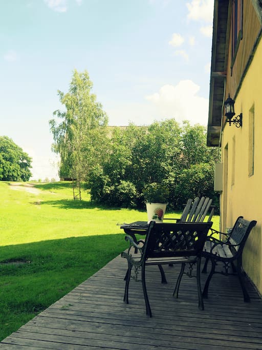 Cosy terrace, sunny in the mornings to enjoy your morning coffee