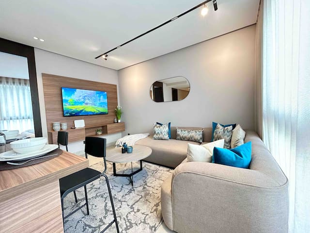 Modern & Cosy Condos managed Airbnb listing 3