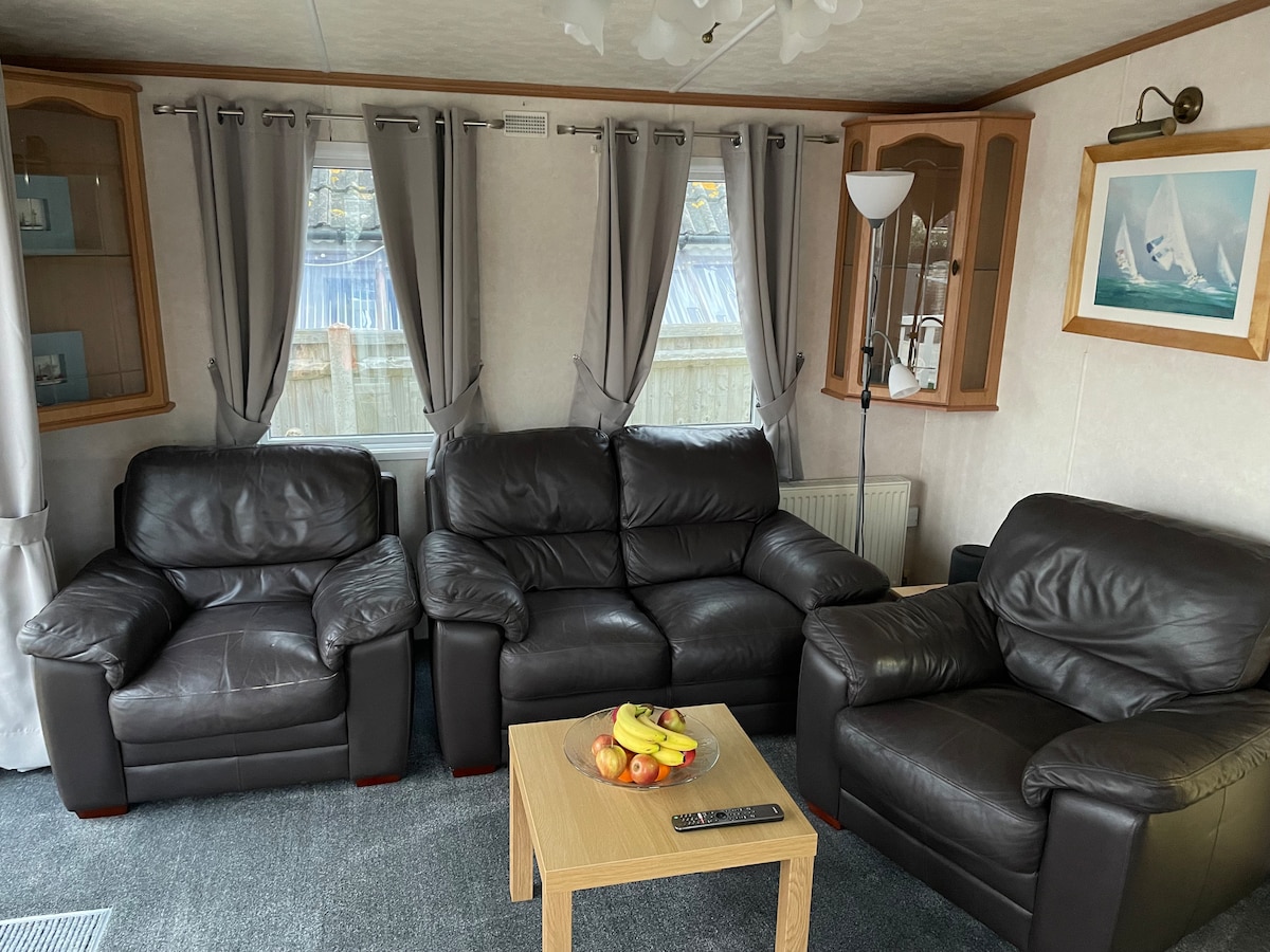 Top Airbnb: Hayling Haven in West Wittering