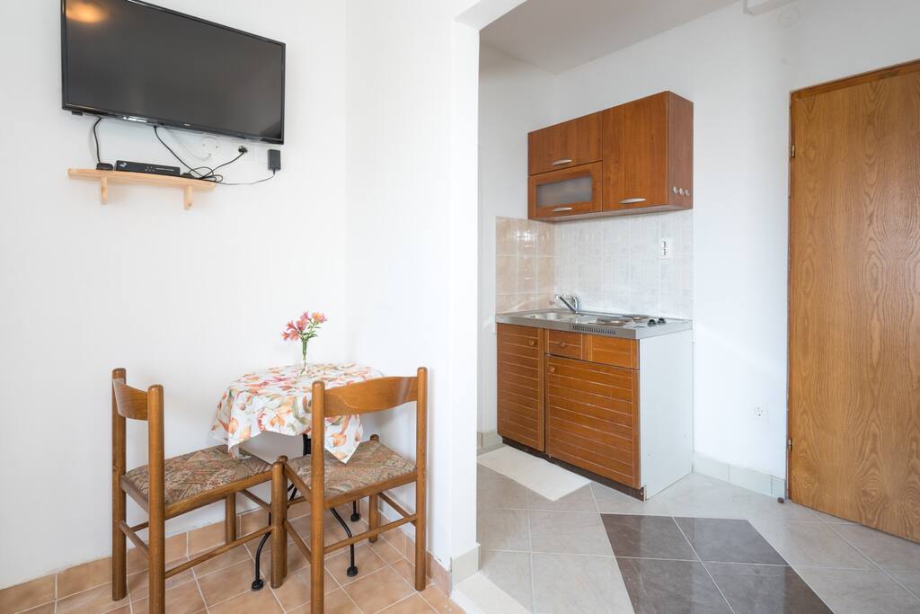 Mini kitchen
