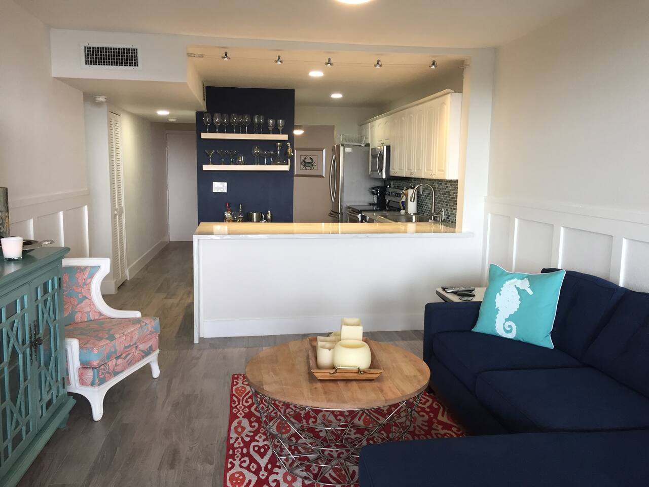 Key Largo 2 Bedroom Condo with Bay View & Sunset! Condominiums for