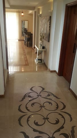 self contained serviced room  for rent