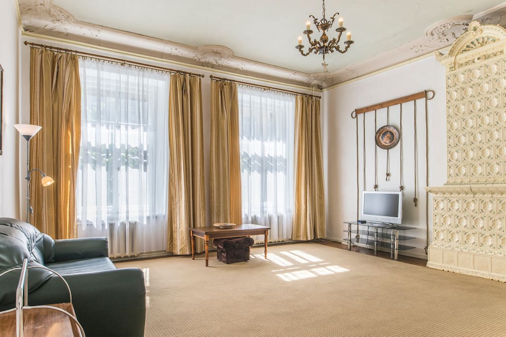 Living room, with old furniture