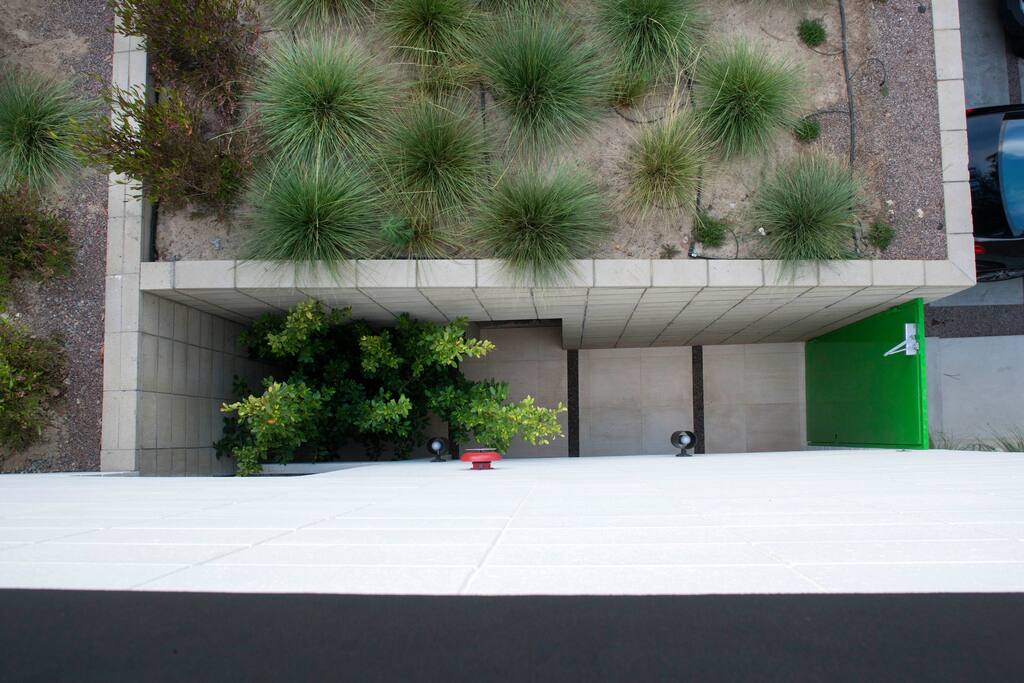 Courtyard Entry
